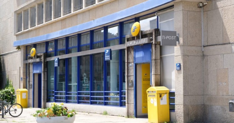 Combien de temps la Poste garde un recommandé ?